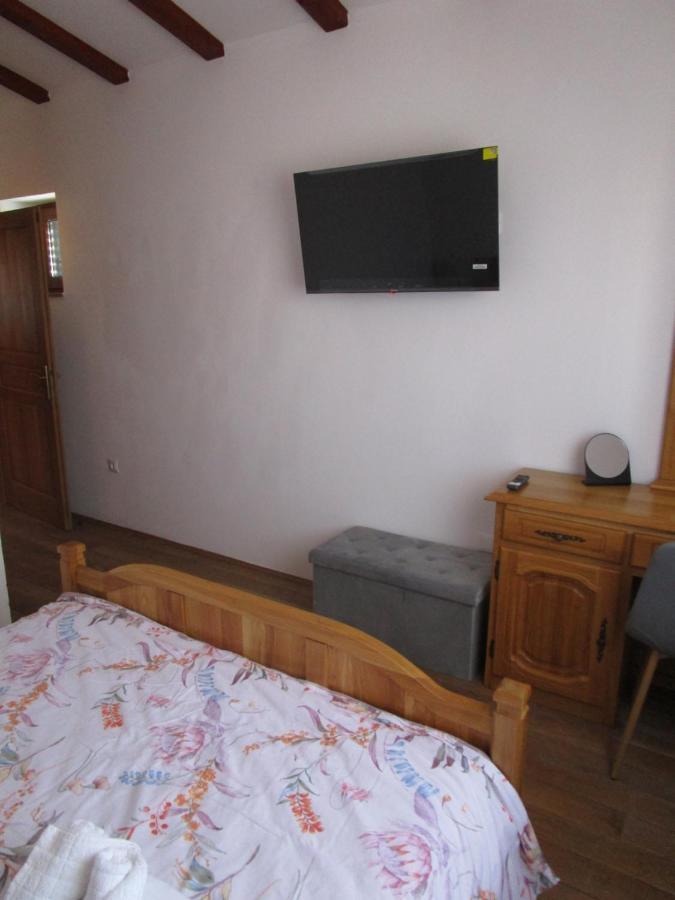 Casa Veznaveri Villa *