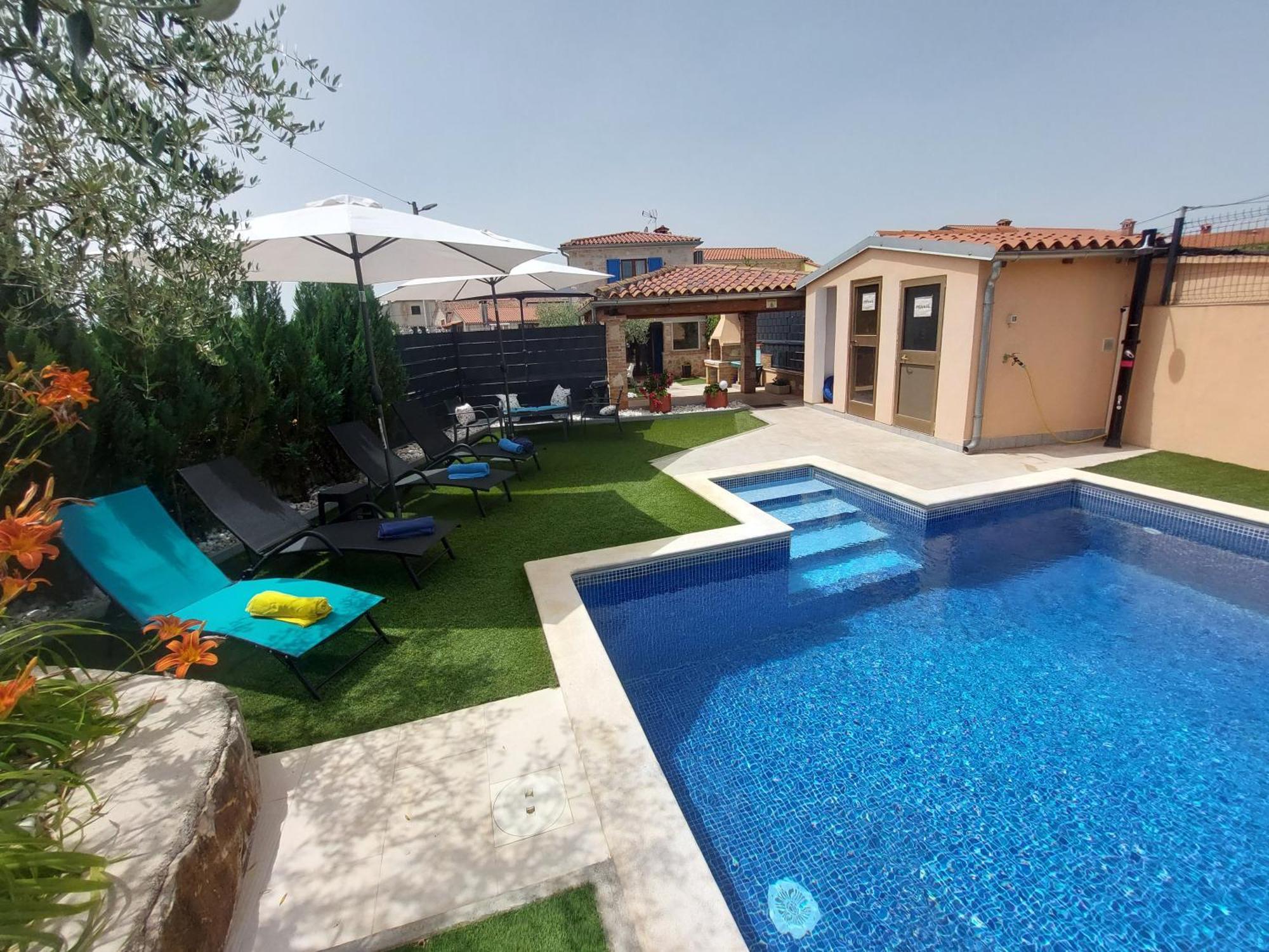 Casa Veznaveri Villa
